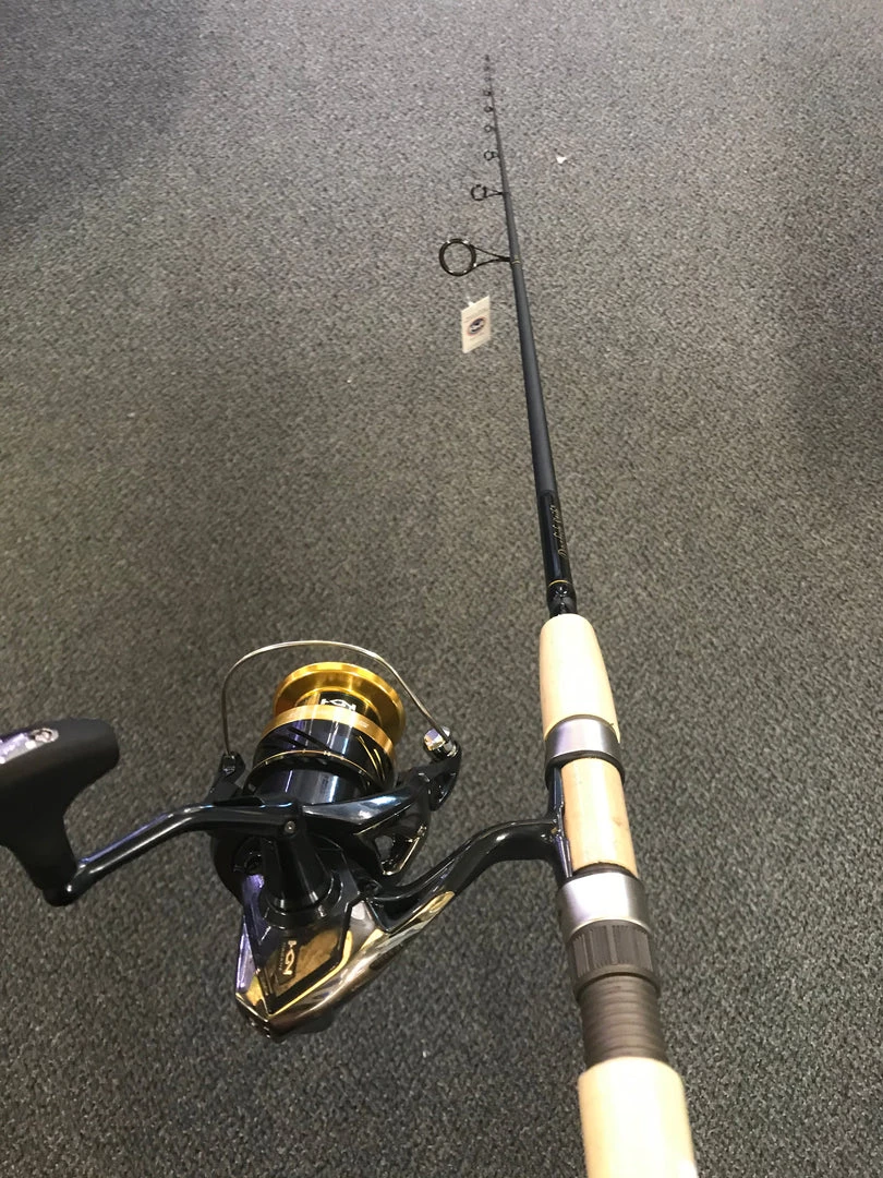 Dogfish Tackle & Marine Spheros SW 4000 & Dogfish Stik Signature Series 701 MF Dogfish Exclusives