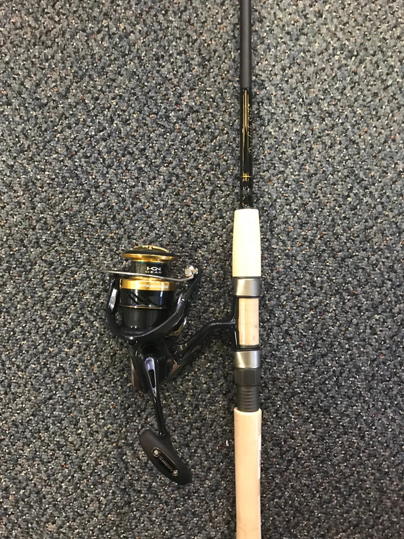 Dogfish Tackle & Marine Spheros SW 4000 & Dogfish Stik Signature Series 701 MF Dogfish Exclusives